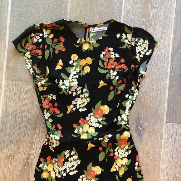 New In! Reformation Gavin Dress in Summer - Picture 2 of 3